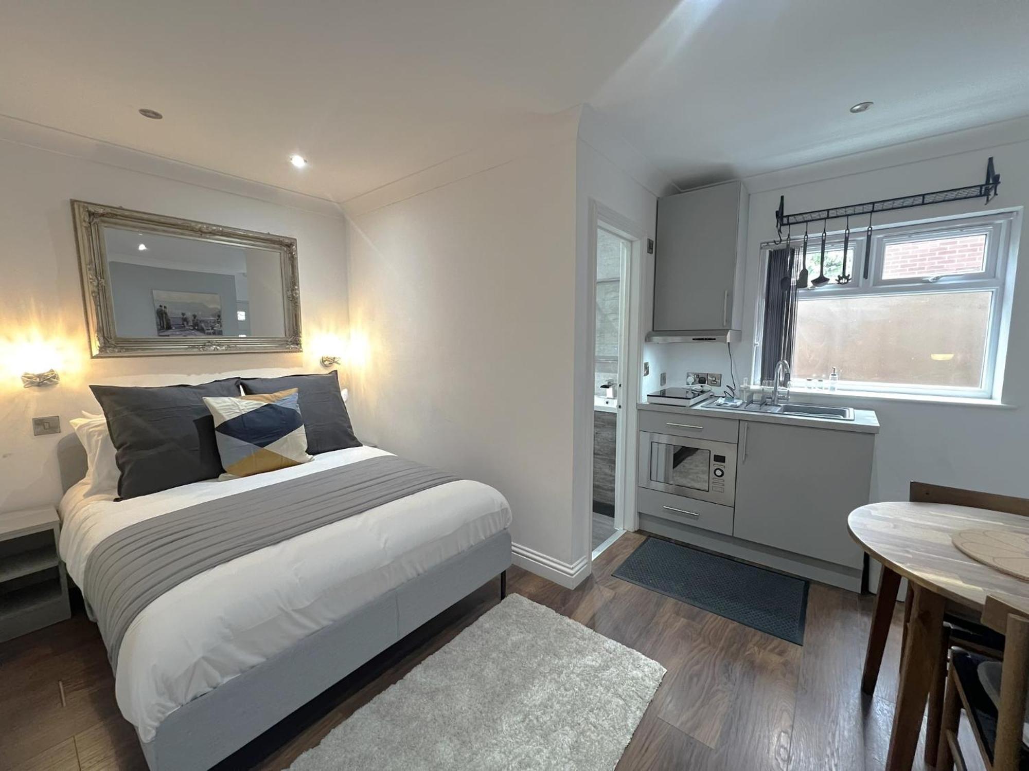 Melbury Rooms & Studios Эксетер Экстерьер фото